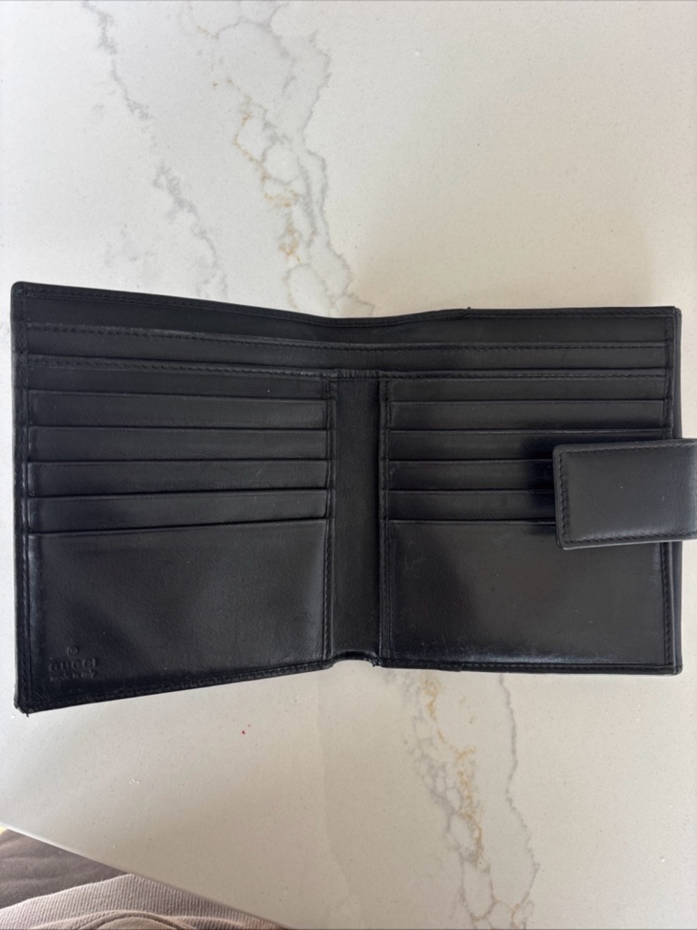 Authentic Gucci Black Canvas & Leather Bifold Wallet with Gold Plaque - Picture 6 of 10